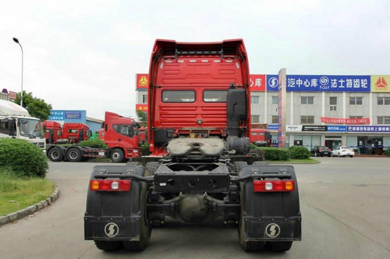 陕汽重卡 德龙X3000 重载版 375马力 6X4 国四牵引车(SX42564T324)