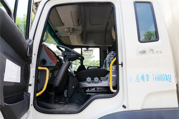 江淮 格尔发A5L中卡 180马力 4X2 6.2米 国五排半厢式载货车(HFC5161XXYP3K2A47S3V)