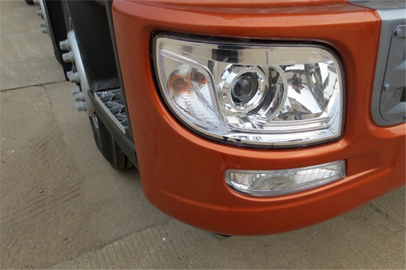 江淮 格尔发A5W重卡 标载型 290马力 8X4 9.5米 国四排半仓栅式载货车(法士特9档)(HFC5311CCYP2K4H45F)