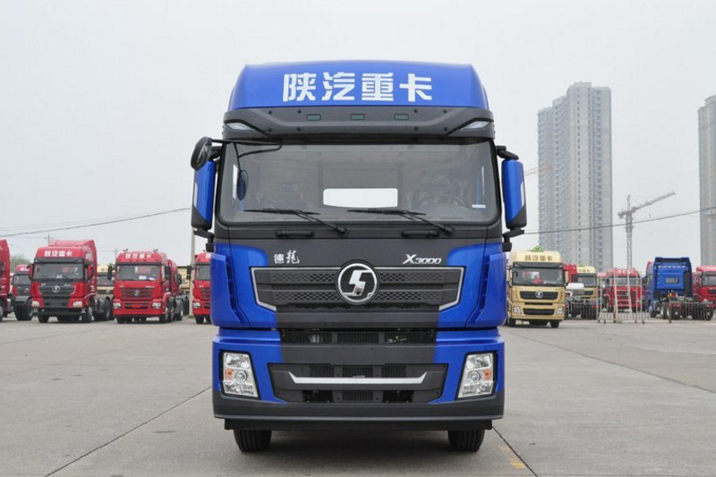 陕汽重卡 德龙X3000 黄金版 轻量化 500马力 6X2 国五后提升牵引车(SX4250XC32)