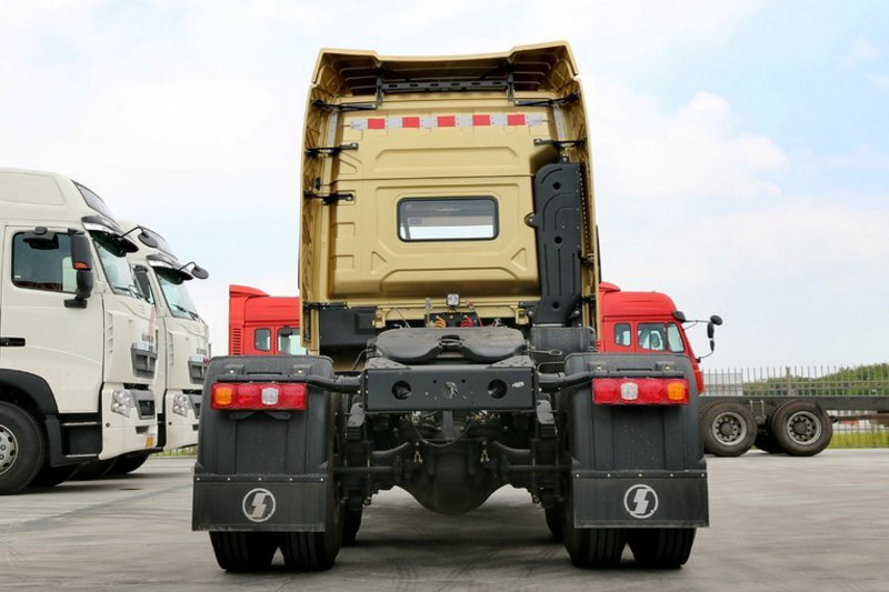 陕汽重卡 德龙X3000 480马力 6X4 国四牵引车(SX42564Y324)