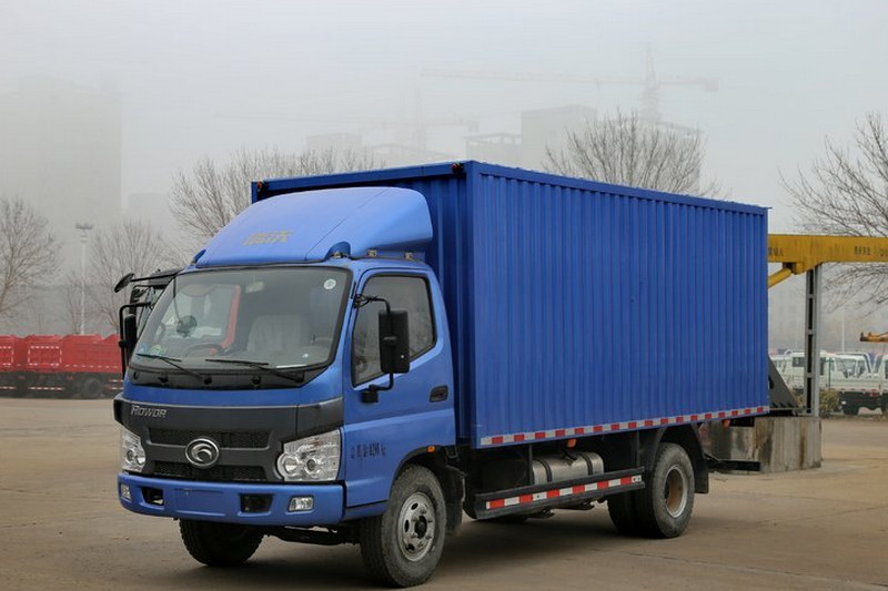 福田 瑞沃 154马力 4.8米 国四 排半厢式载货车(BJ5085XXY-2)