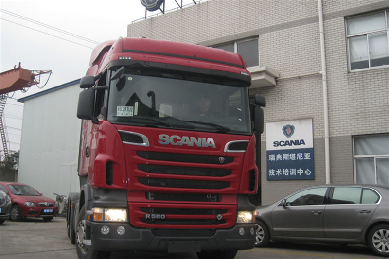 斯堪尼亚 R系列重卡 560马力 6X2 国四牵引车(型号R 560 LA6X2MNA)