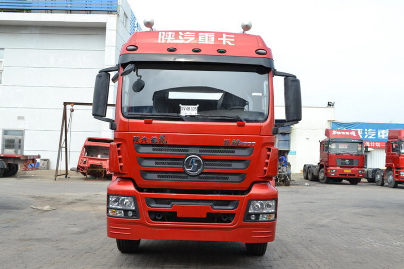 陕汽重卡 德龙新M3000 轻量化版 270马力 4X2 国四牵引车(SX4186GN361)
