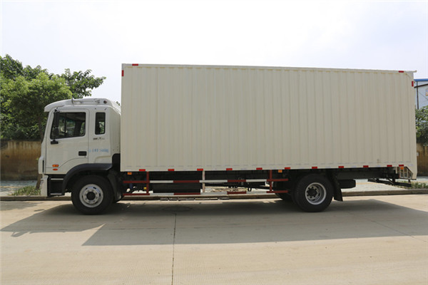 江淮 格尔发A5X重卡 245马力 6X2 8.5米 国五排半厢式载货车(HFC5251XXYP2K2D50S3V)