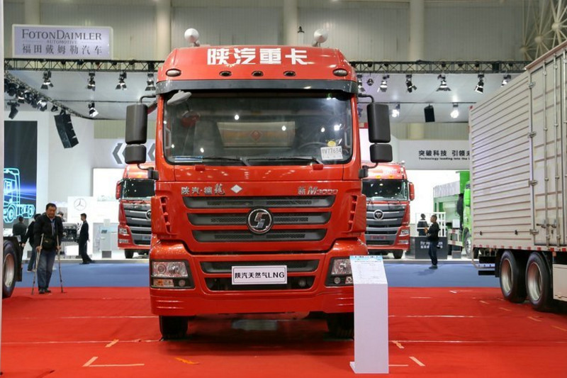 陕汽重卡 德龙新M3000 350马力 6X2 LNG 国五牵引车(SX4258GR279TL)