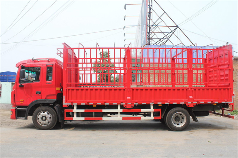 江淮 格尔发K3W重卡 350马力 8X4 9.6米 国五排半仓栅式载货车(HFC5311CCYP1K2H45S3V)