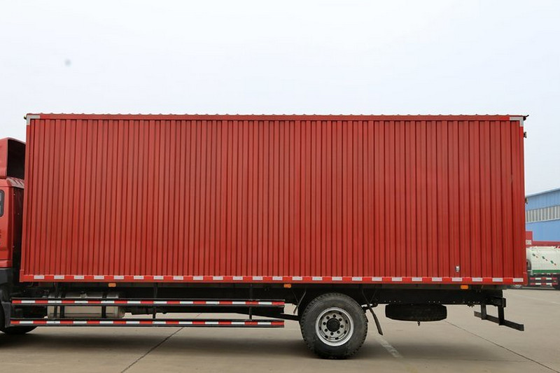 福田 瑞沃中卡 168马力 4X2 6.7米 国五 厢式载货车(BJ5146XXY-1)上装图片