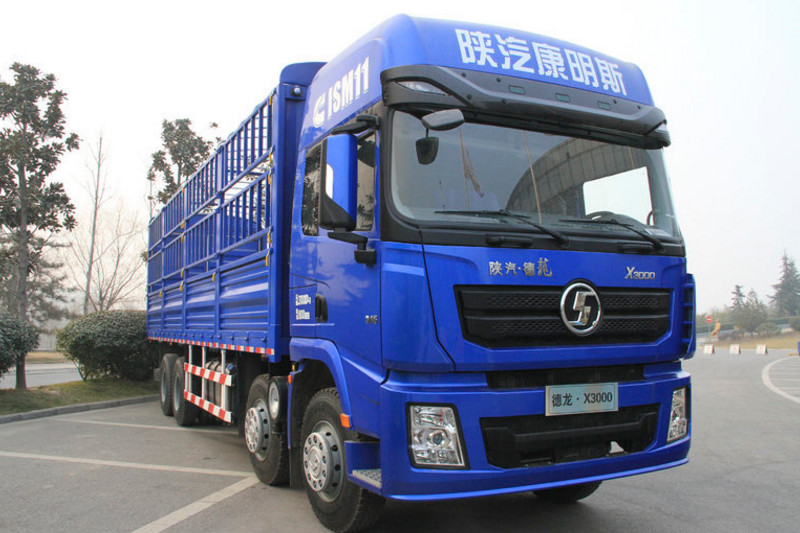 陕汽康明斯 德龙X3000 加强版 385马力 8X4 9.6米 国五仓栅载货车(SX5310CCY4C456)