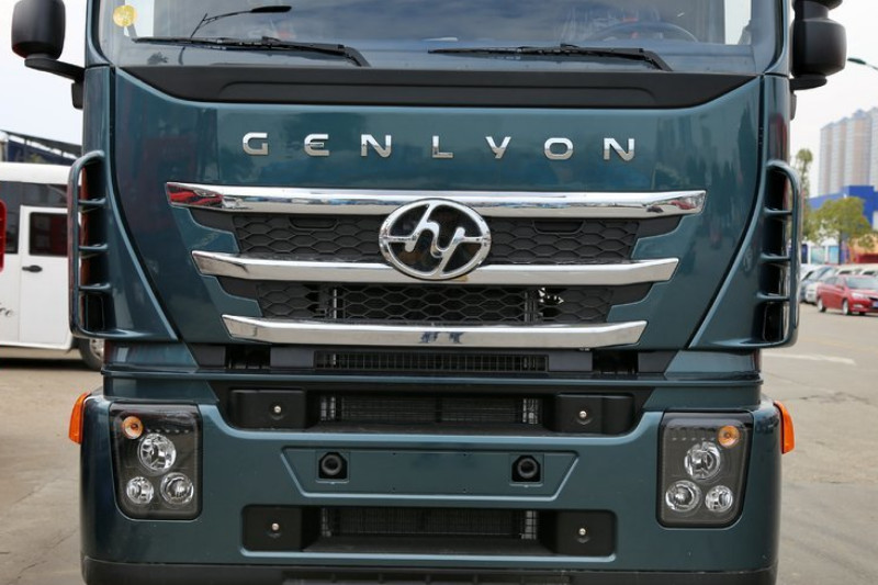 上汽红岩 杰狮C100重卡 480马力 6X4 国四 牵引车(蓝)(CQ4255HXG334HH)