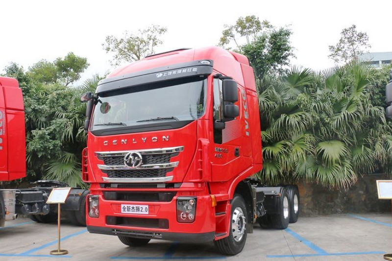 上汽红岩 杰狮M100重卡 336马力 6X4 LNG 国五 牵引车(后桥:H6A)(CQ4256HTG384T)