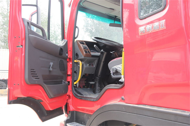 江淮 格尔发K3中卡 160马力 4X2 6.2米 国五仓栅载货车(HFC5161CCYP3K1A47S2V)