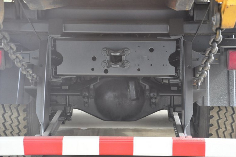 陕汽康明斯 德龙X3000 城建加强版 345马力 6X4 5.8米 国五自卸车(SX32506B404)