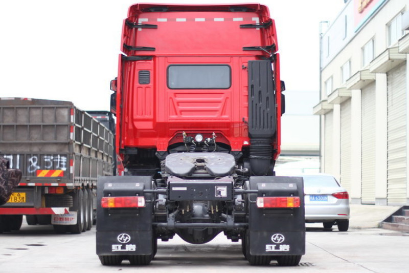 上汽红岩 杰狮重卡 350马力 6X4 国四 危化品牵引车(CQ4255HTVG334U)
