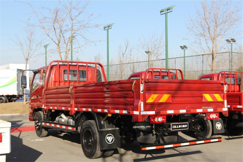 福田 奥铃CTX中卡 科技版 156马力 4X2 6.8米栏板载货车(国五)(BJ1169VKPEK-F3)