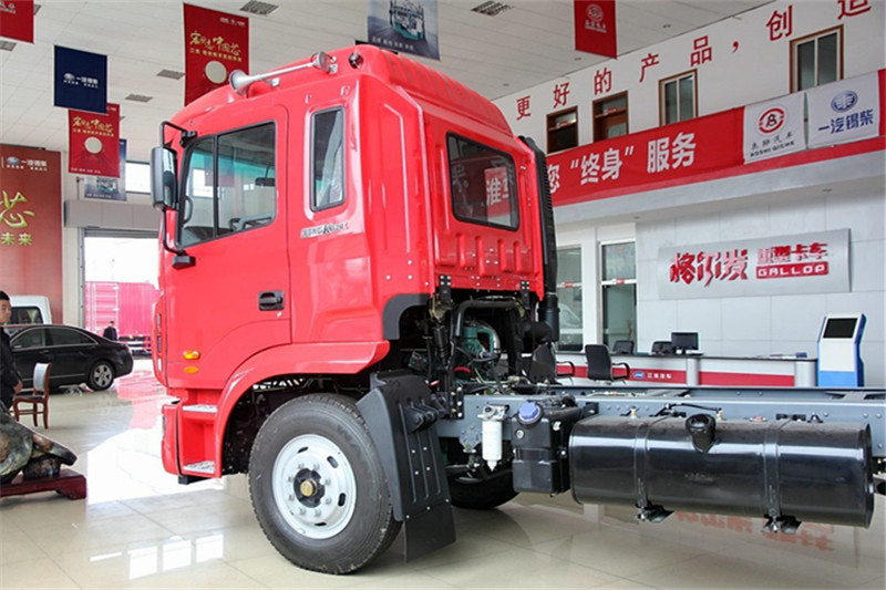 江淮 格尔发K3X重卡 220马力 6X2 7.8米 国四排半仓栅式载货车(HFC5161CCYP2K2C50F)