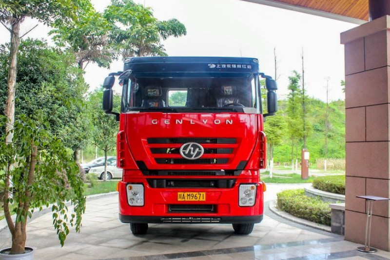 上汽红岩 杰狮M100重卡 350马力 6X4 LNG 国五 牵引车(后桥:H6A)(平顶)(CQ4256HTG384T)