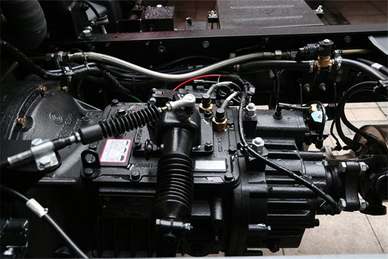 江淮 格尔发K5L中卡 160马力 4X2 7.8米 国五厢式载货车(HFC5161XXYP3K1A47V)
