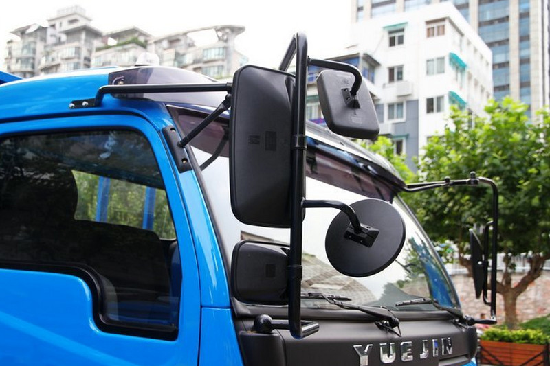 跃进 帅虎H500-51中卡 160马力 4X2 6.7米 国四 排半栏板载货车(NJ1150DDPW4)