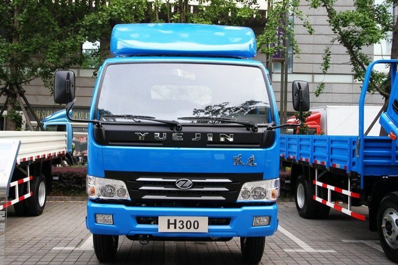 跃进 帅虎H300-33 102马力 3308轴距 4.2米 国四 单排轻卡底盘(NJ1042DBFT4)