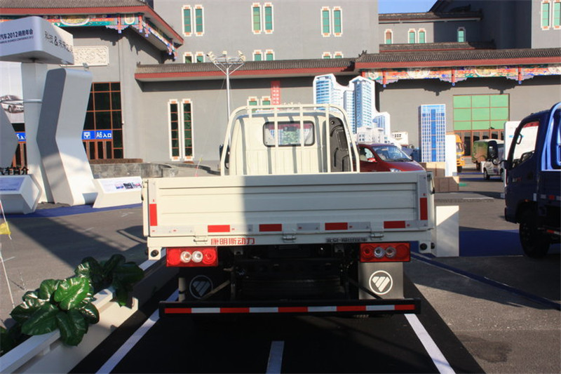 福田 奥铃CTX 143马力 3.8米 4X2 国四排半栏板轻卡(BJ1049V8PEA-FG)