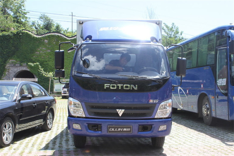 福田 奥铃CTX中卡 170马力 4X2 6.8米 国四排半厢式载货车(BJ5139XXY-CA)