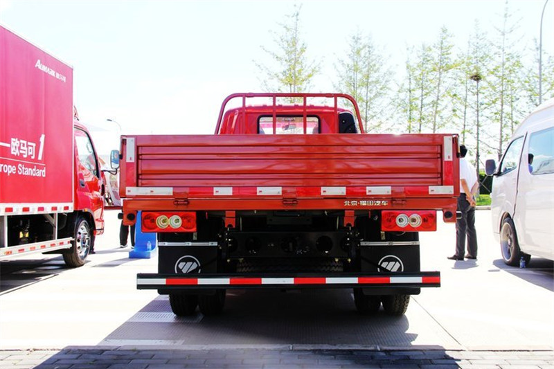 福田 奥铃CTX中卡 156马力 4X2 5.2米 国五排半仓栅式载货车(BJ5099CCY-A2)