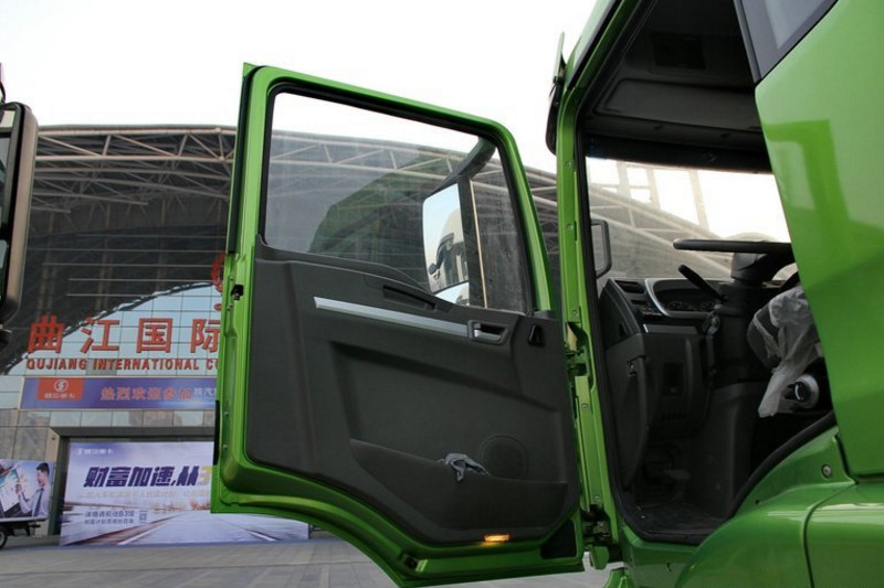 陕汽重卡 德龙新M3000 336马力 6X4 6.2米 国四自卸车(SX3256MT404)