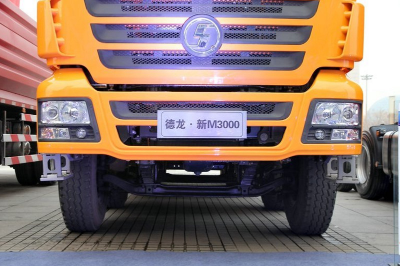 陕汽重卡 德龙新M3000 336马力 8X4 7.4米 国四自卸车(SX3316HR366)