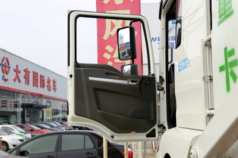 陕汽重卡 德龙新M3000 290马力 8X4 7.6米 国四自卸车(压裂砂罐车)(SX3316HR406)