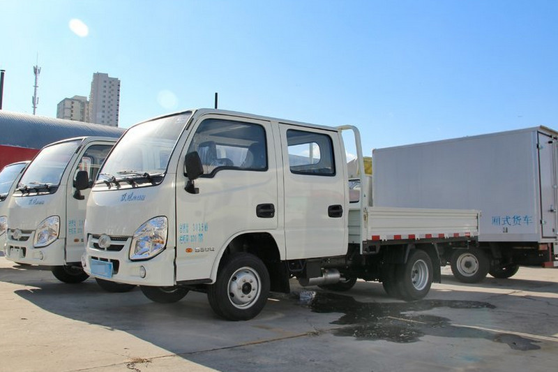 跃进 小福星S50Q 1.3L 87马力 汽油 2.6米 国五 双排微卡(双胎)(NJ1032PBGBNS)