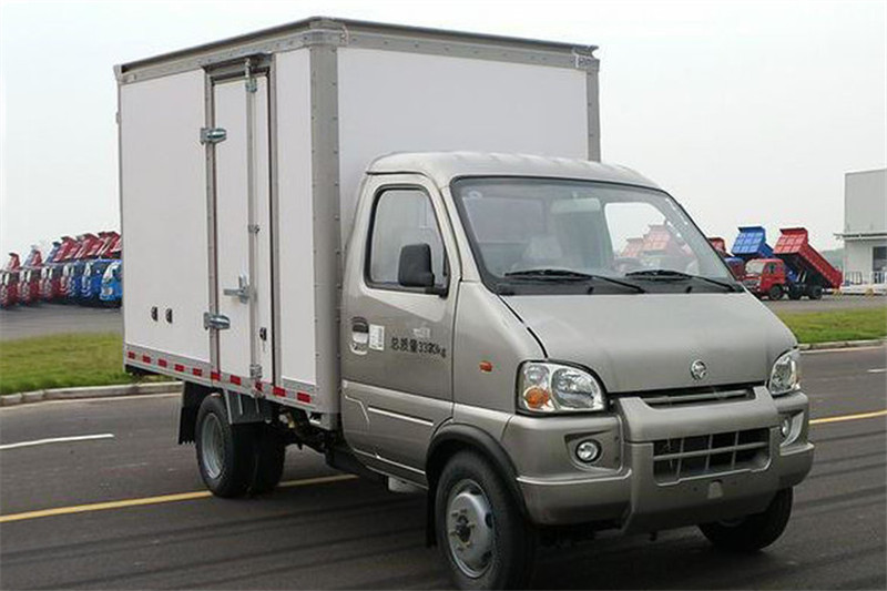 四川现代 瑞宝 1.3L 87马力 汽油 3.1米 国五单排厢式微卡(CNJ5030XXYRD30SV)