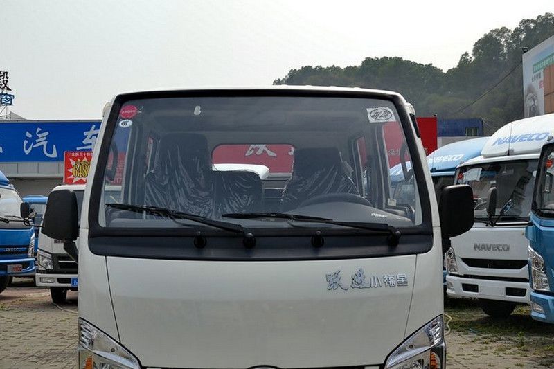 跃进 小福星S50 1.3L 87马力 汽油/CNG 2.4米 国五 双排栏板微卡(NJ1032PBMBNS1)