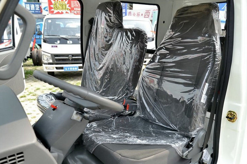 跃进 小福星S50 1.8L 68马力 柴油 2.6米 国四 双排栏板微卡(NJ1031PBBNS1)