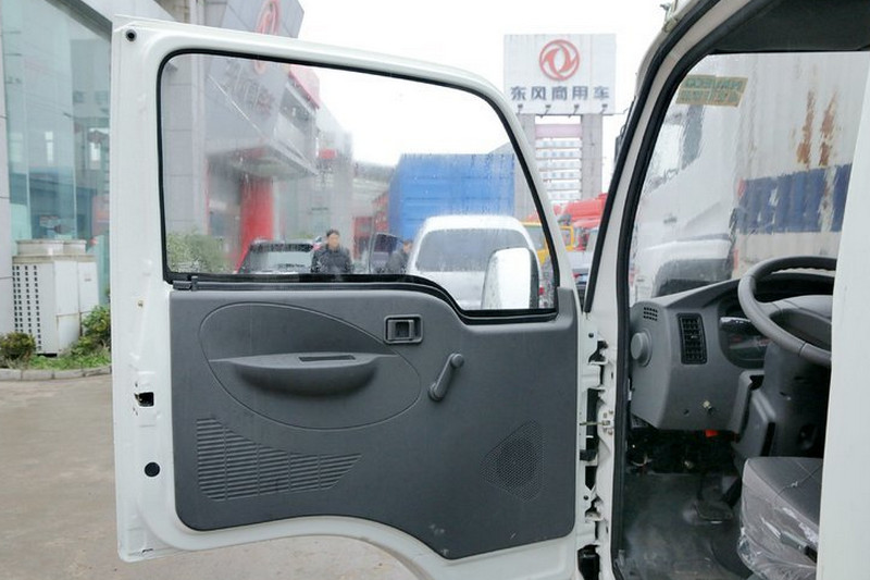 跃进 小福星S50-25 2.2L 82马力 3.1米 国四 单排厢式微卡(扬柴)(NJ5031XXYPBBNZ1)