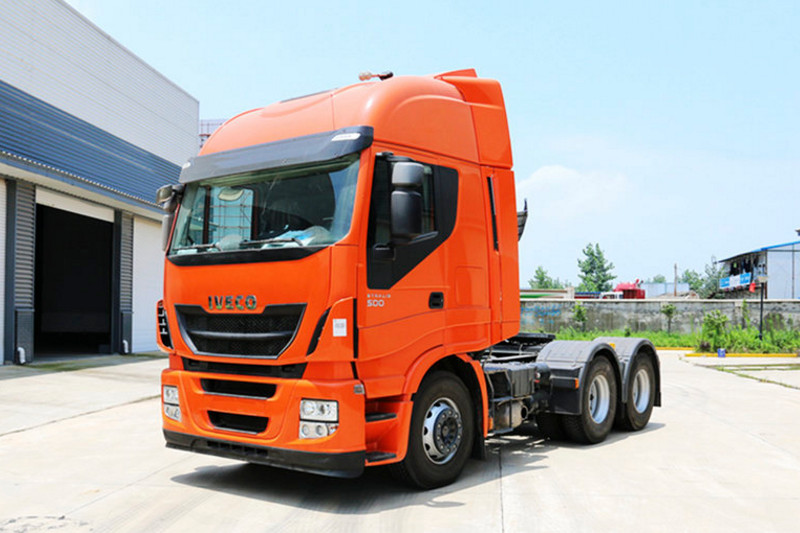 依维柯 New Stralis Hi-Way重卡 500马力 6X2 国四牵引车(440S50T)