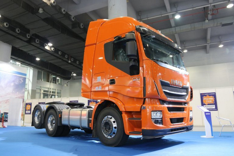 依维柯 Stralis Hi-Way重卡 500马力 6X2 国四牵引车(AS440S50TY/PT)