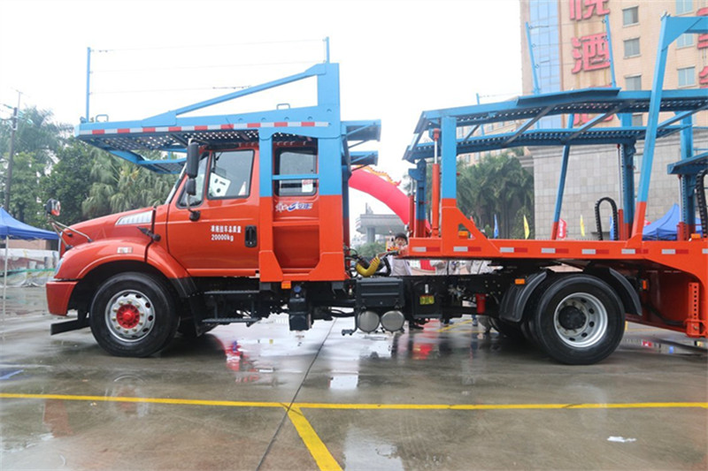 一汽解放柳特 安捷(L5R)重卡 310马力 4X2 国五轿运牵引车(LZT5185TBQK2E5R7A90)