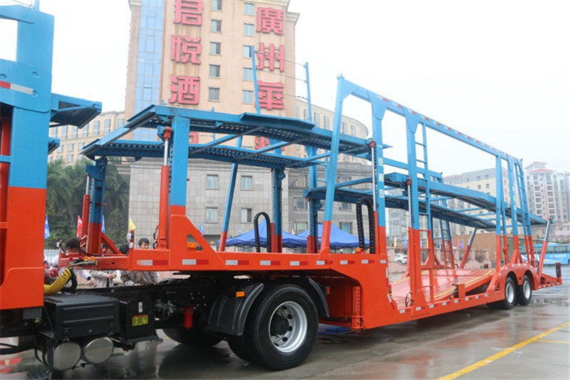一汽解放柳特 安捷(L5R)重卡 310马力 4X2 国五轿运牵引车(LZT5185TBQK2E5R7A90)