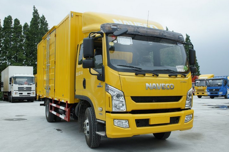 跃进 超越C500-38 140马力 4.6米 国五 排半厢式轻卡(NJ5082XXYZHDCWZ)