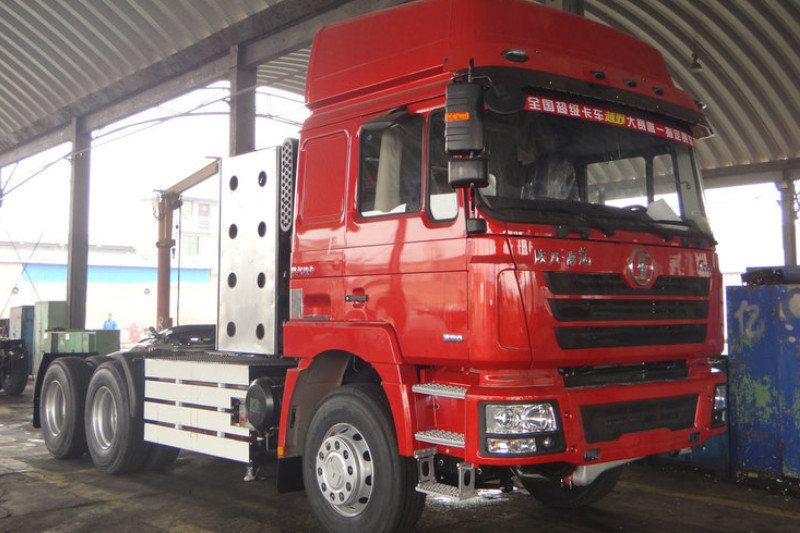 陕汽重卡 德龙F3000 380马力 6X4 国四LNG牵引车(SX4256NT384T)