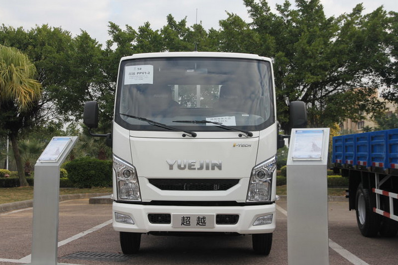 跃进 超越C500 140马力 5.3米 国五 排半栏板载货车(NJ1082ZKDCWZ)