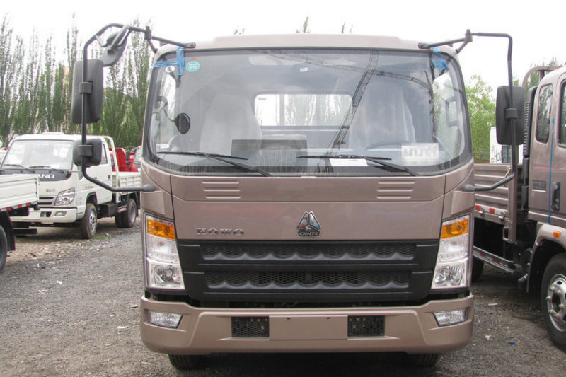 中国重汽HOWO 统帅 168马力 5.8米 4X2 国五排半栏板载货车(10档)(ZZ1147H451CE1)
