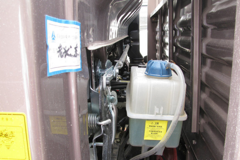 中国重汽HOWO 统帅 168马力 5.8米 4X2 国五排半栏板载货车(10档)(ZZ1147H451CE1)
