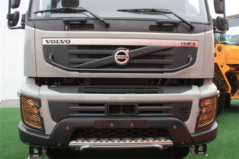 沃尔沃 FMX系列 440马力 8X4  国三矿用自卸车