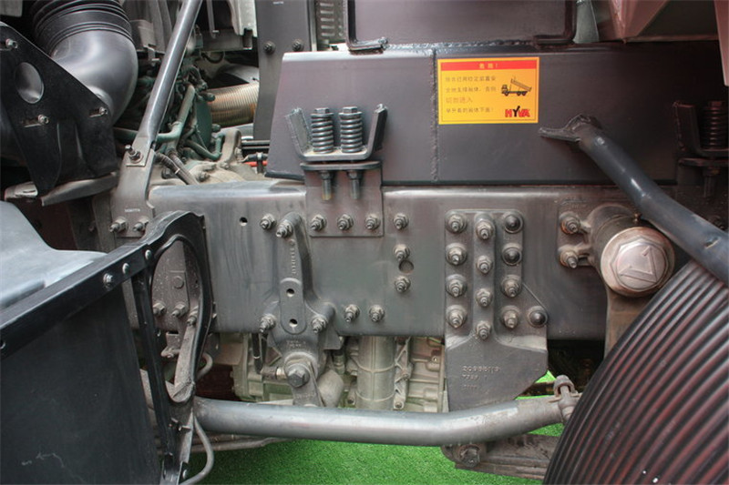 沃尔沃 FMX系列 440马力 8X4  国三矿用自卸车