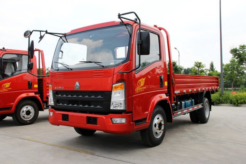 中国重汽HOWO 统帅 168马力 5.5米 4X2 国五单排栏板载货车(ZZ1147G421CE1)