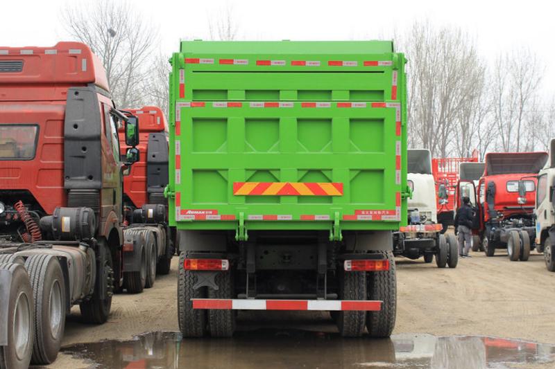 福田 欧曼ETX 9系重卡 336马力 6X4 国五5.6米自卸车(BJ3253DLPKB-XJ)