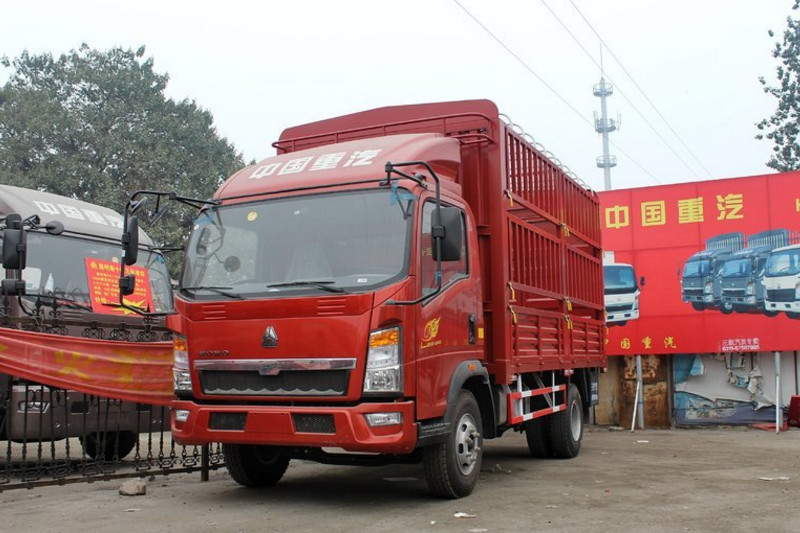 中国重汽HOWO 悍将 170马力 5.2米 4X2 国五单排仓栅式载货车(ZZ5087CCYG381CE183)