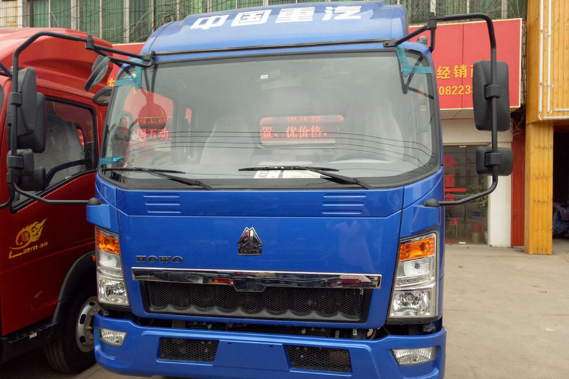 中国重汽HOWO 悍将 129马力 4.2米 4X2 国五单排仓栅式轻卡底盘(ZZ5047CCYF3315E145)